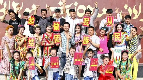 王牌閱官||新疆若羌縣長艾山江·阿不都拉：沉默即是縱容行動開創未來