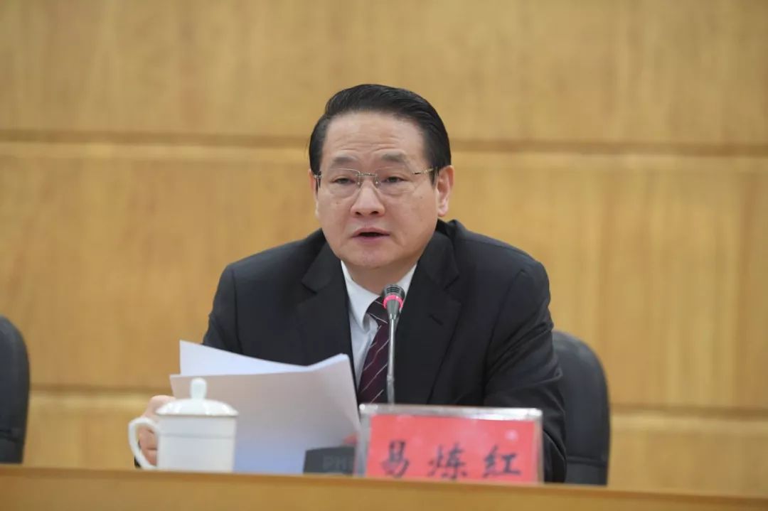 省長發問：同一項工作，為什么有的人能爭創一流，而有的人只能勉強完成任務？