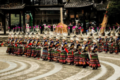 一年花10萬旅行，老年人玩出萬億市場